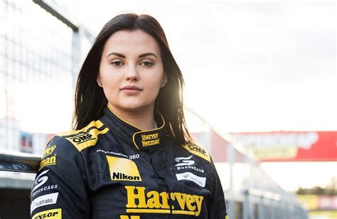 Former driver turned OnlyFans star Renee Gracie is planning a。